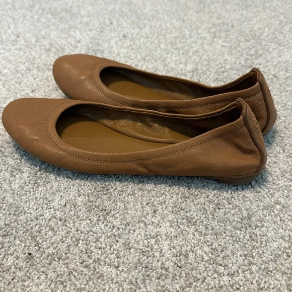 Tory Burch Women’s Tan Brown Leather Ballet Flats - Picture 3 of 6